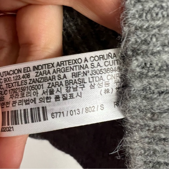 NWT Zara Gray Mock Neck Ribbed Long Sleeve Pullover Sweater Size Small - Picture 4 of 7